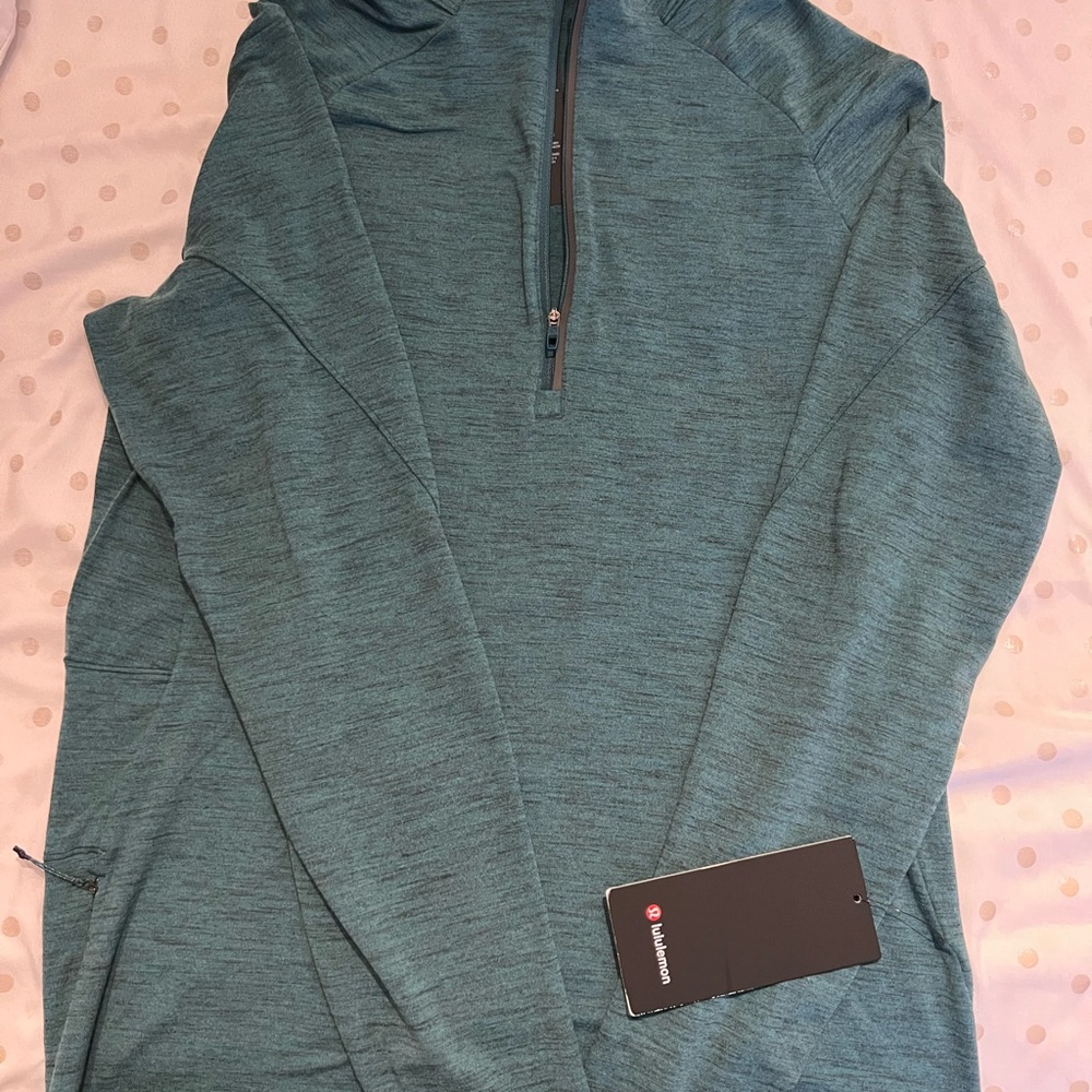 Lululemon 1/2 Zip - Picture 5 of 6